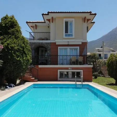 Villa 3 Bed Private Villa Located In Hisaronu Üzümlü