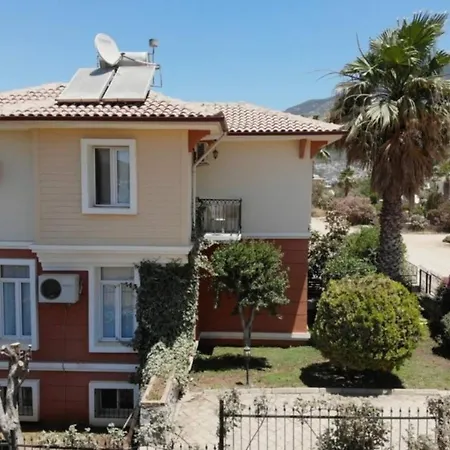 3 Bed Private Villa Located In Hisaronu וילה